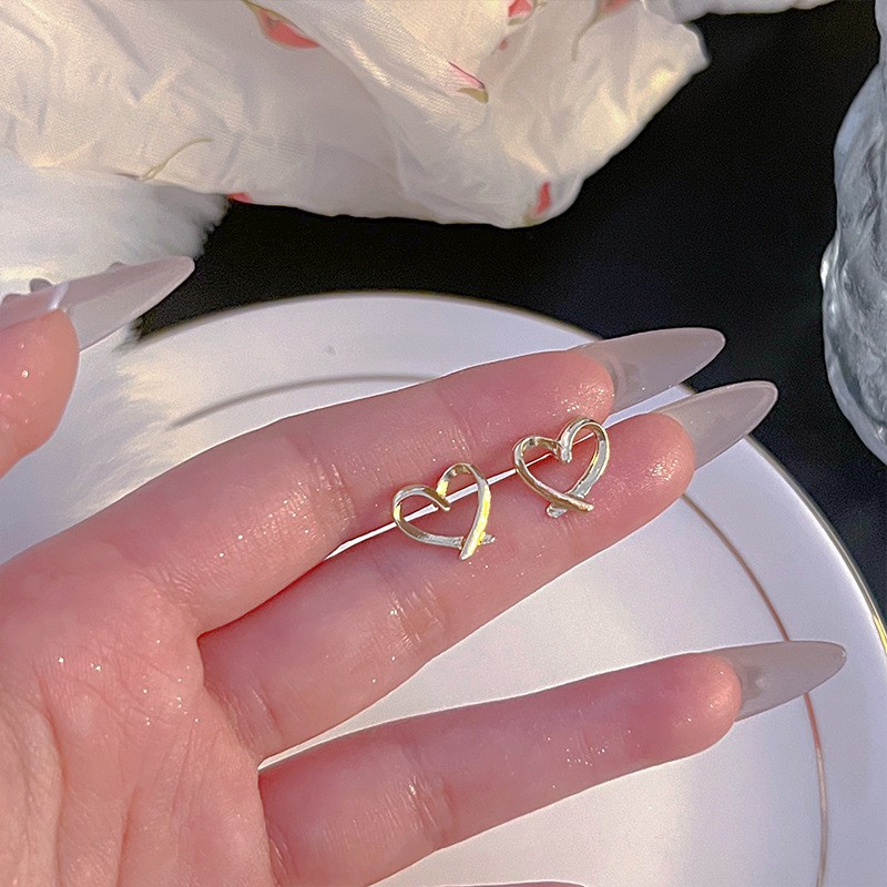Pendientes de metal de alta gama, diseño minimalista y moderno, para mujer 2024, suministro al por mayor