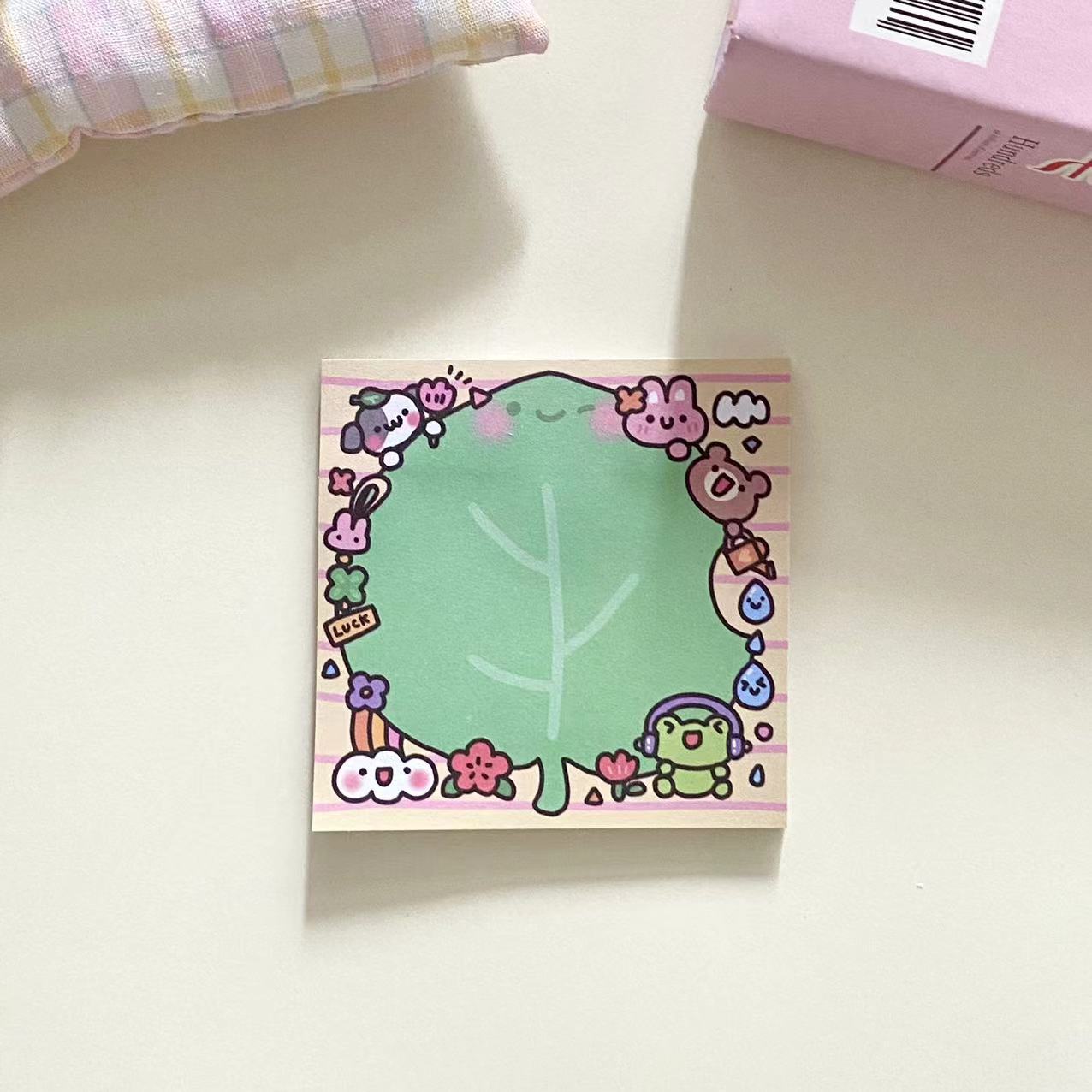 어린애 같은 스티커 메모 - 녹색 잎