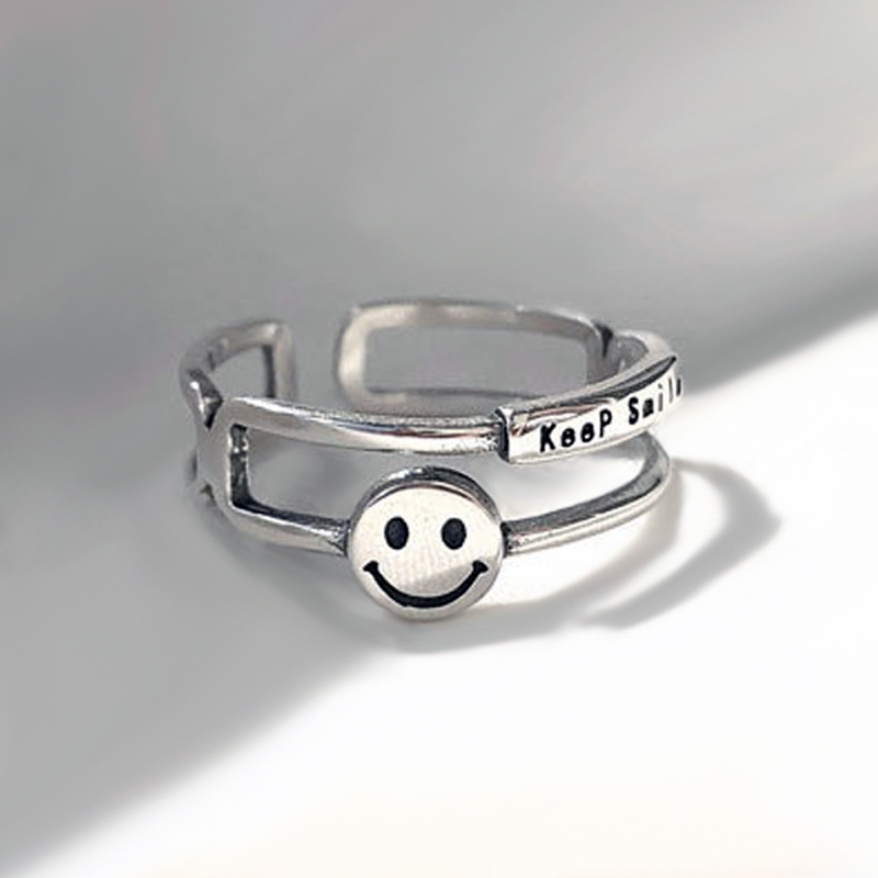 レトロなアルファベットの指輪の組み合わせins韓東大門ヒップホップはs 925銀の英語の指輪の対外貿易の卸売りをめっきします。