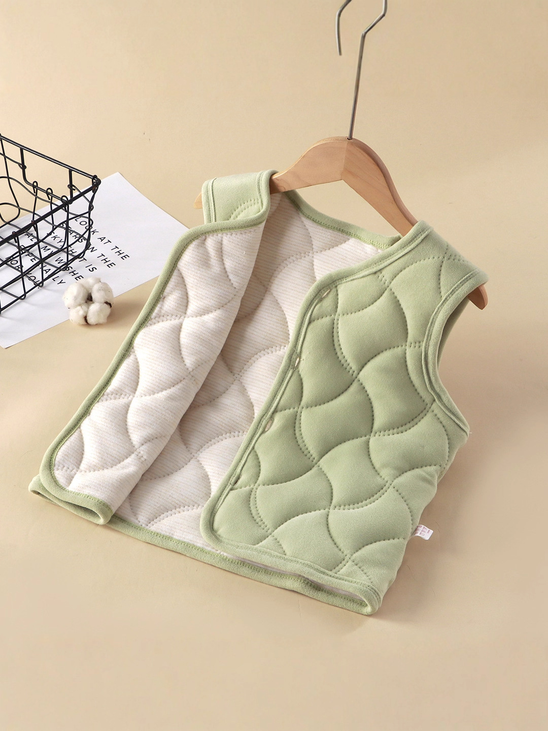 Chaleco de invierno para niños caliente de otoño y invierno de terciopelo para estudiantes de invierno con uniformes escolares de invierno de algodón para niños con chaleco de invierno grueso