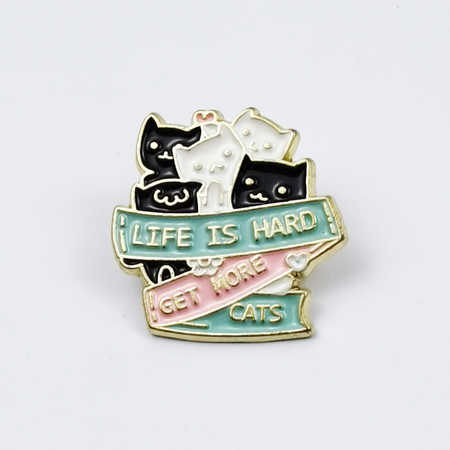 Broche de gatito de dibujos animados transfronterizo, accesorios personalizados con letras en inglés, pines decorativos para tops y mochilas.