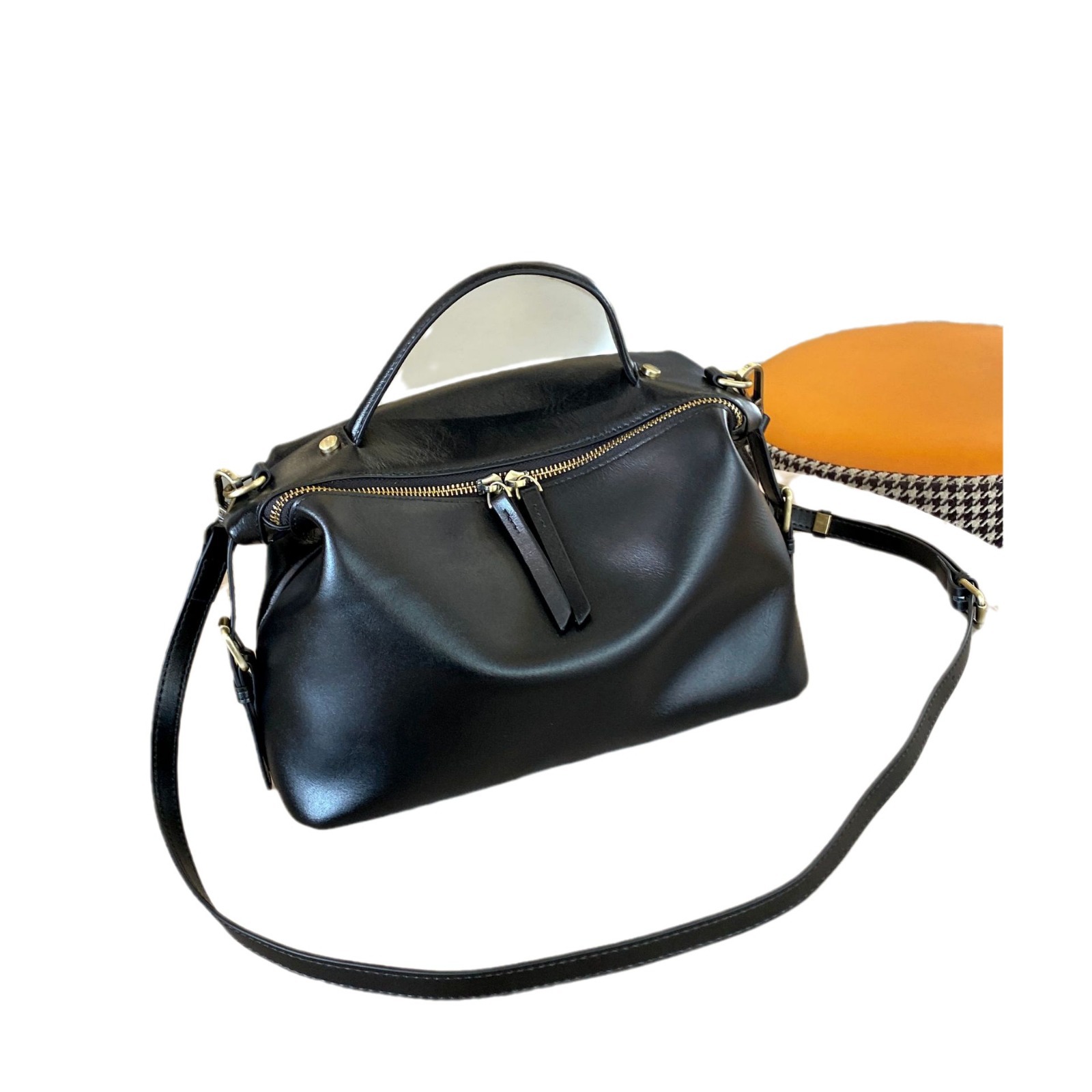 Plant tanned top layer cowhide, niche and versatile single shoulder crossbody minimalist women's zippered dumpling bag,_voghion.com
