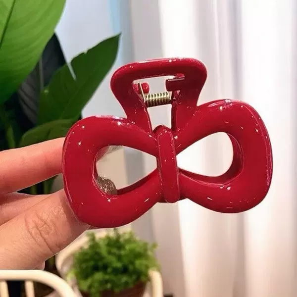 With bow, red