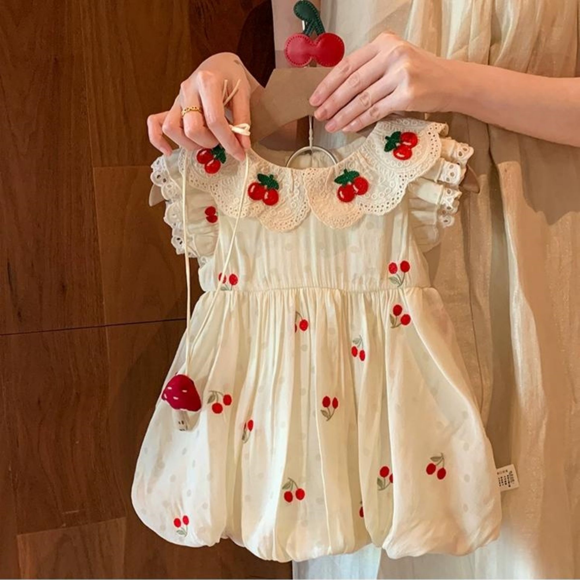 Vestido dulce de siete niñas con limón salado, nuevo estilo de verano, niña pequeña y mediana, falda de cereza fresca de estilo occidental