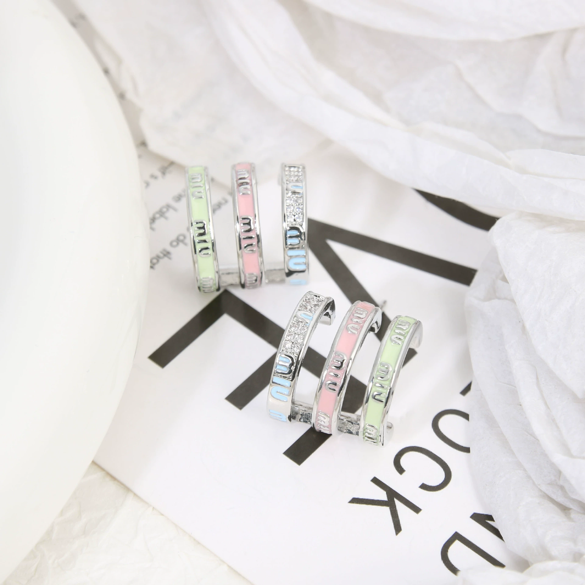 Set, small sophisticated earrings, simple and elegant design, high-quality style, 2024 years, internet celebrity