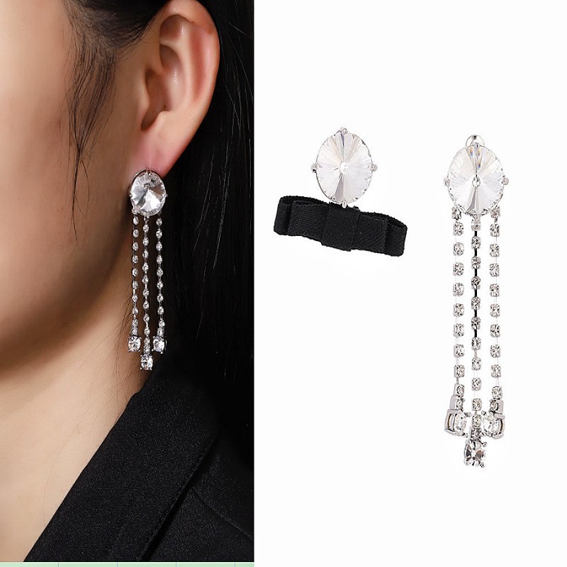 Nuevo Yu Shuxin mismo estilo pendientes hechos a mano negro arco asimétrico pendientes largos pendientes de diamantes de imitación para las mujeres