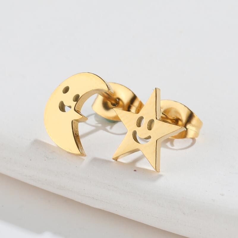 1 Pair Simple Style Star Moon Stainless Steel Ear Studs display picture 7