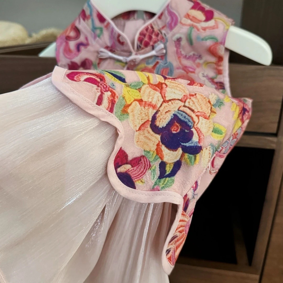 [Xianning Seven] ¡El pez salta sobre la puerta del dragón! Bebé nuevo estilo chino cheongsam chaleco falda de cola de pez vestido de un año