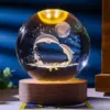6 cm crystal ball-dolphin kiss