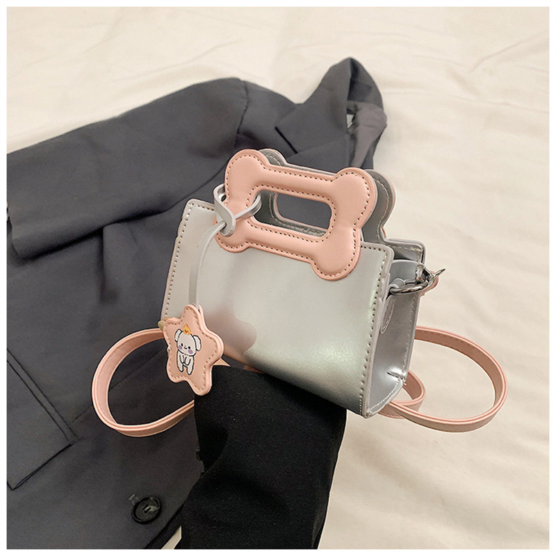 2025 primavera y verano estilo caliente moda casual niños dulces bolsa de gelatina mini bolso de mensajero de un solo hombro variedad al por mayor