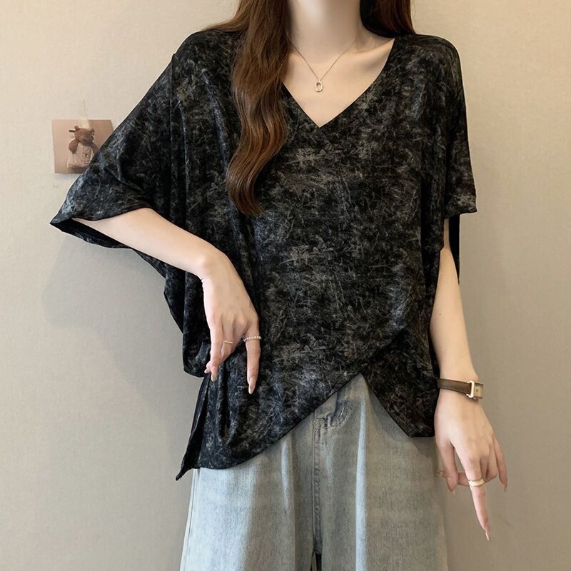 Plus-Size Irregular Tie-Dye Batwing Sleeve Top for Women, New Summer Style, Loose Fit, Slimming, Suitable for Pregnant Women