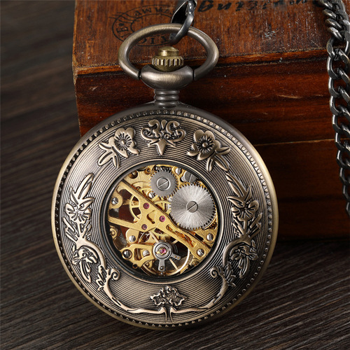 One Piece Dropshipping Foreign Trade Hot Selling Large Flip Mechanical Pocket Watch Roman Carved Hollow Classic Mechanical Watch Pocket Watch