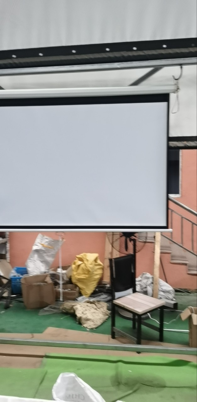 Projection Screen