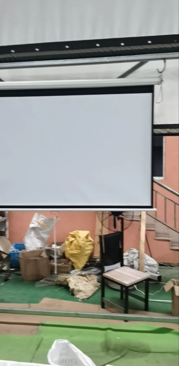Projection Screen