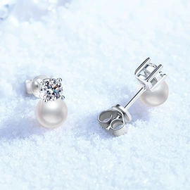 项链;耳钉;戒指