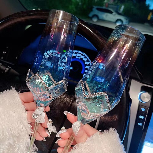 High-value diamond-encrusted crystal red wine glass, light luxury ins wine glass, retro glass cup, goblet, champagne glass