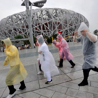 批发一次性雨衣成人款漂流户外徒步旅行便携式透明雨衣雨披厂家