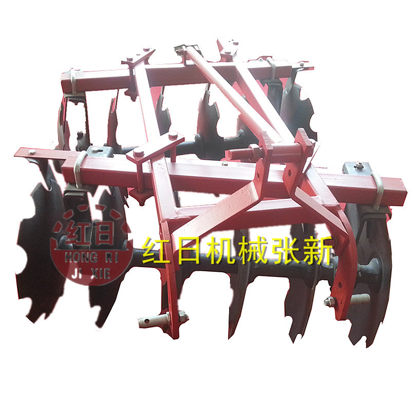 Polarized light rake soil for tractor belt