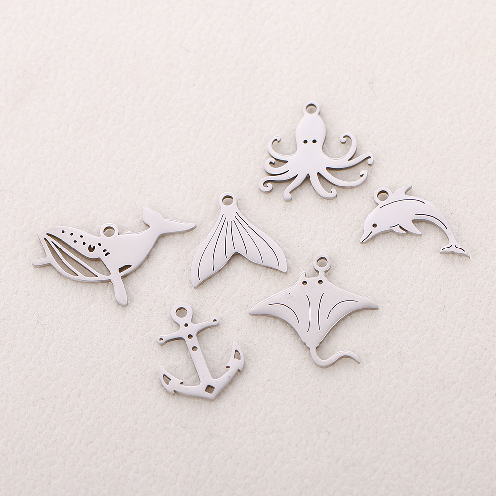 6g Weight Pendant Jewelry Making Type 13*13mm Jewelry Making Size DIY Jewelry Accessories Classification 5 PCS/Package Quantity 304 Stainless Steel Material Fish Tail, Whale Pattern Polished Finish Plating Design Cute, Simple Style Style 5 PCS/Package 13*13mm 304 Stainless Steel Fish Tail Whale Polished Pendant 1