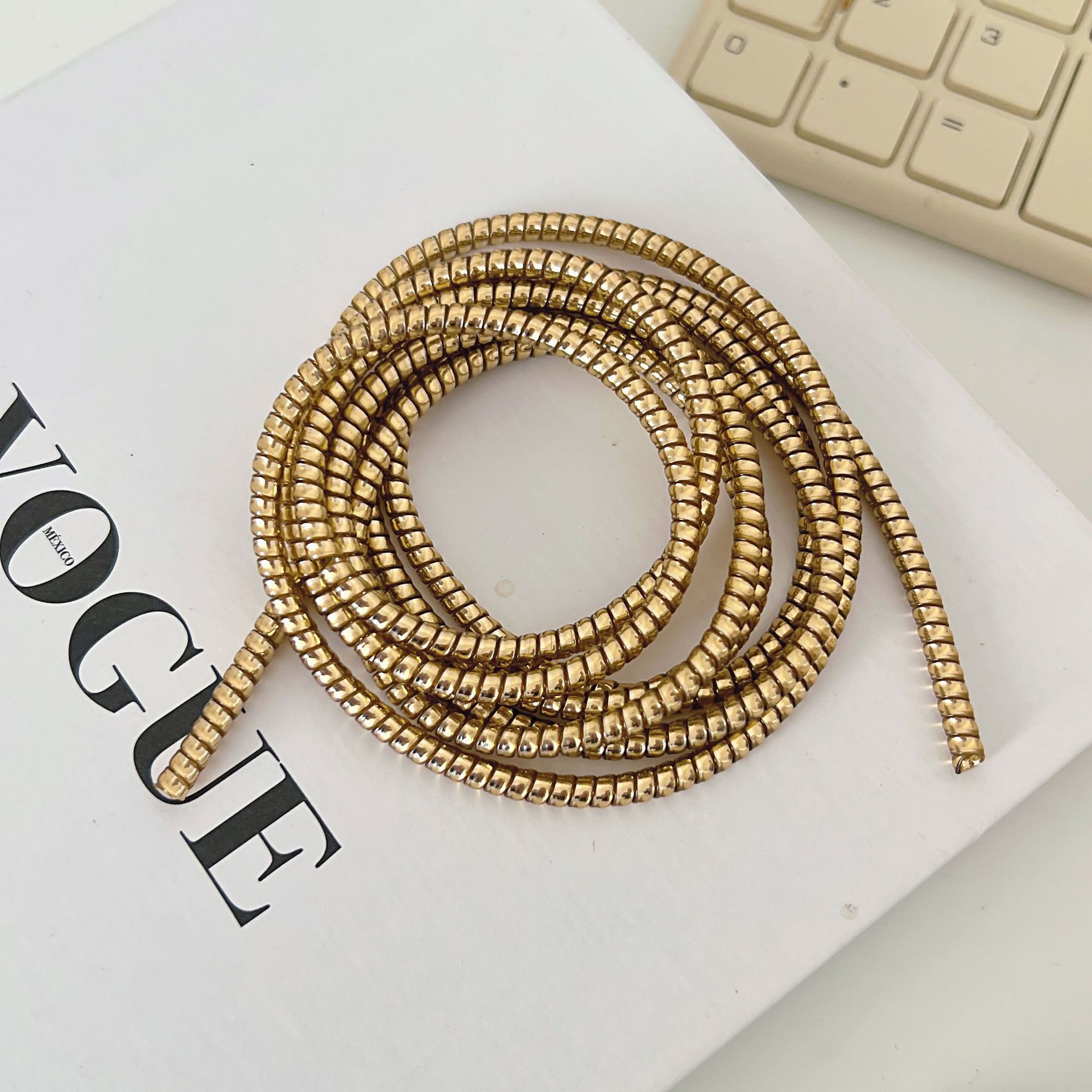 1,4 m 1,6 m cable de datos cuerda de protección anti-suciedad cable de teléfono móvil cuerda de bobinado anti-rotura cargador cubierta de protección de alambre