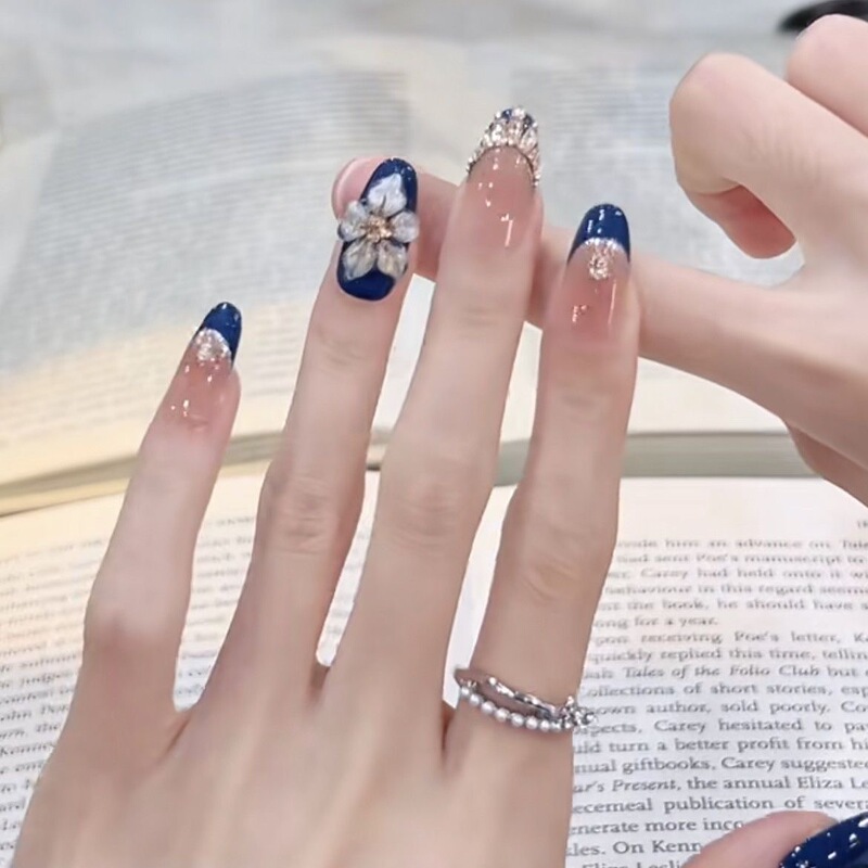 【Navy Blue Floral】Handmade Wearable Nails Navy Blue French Style with Rhinestones, 3D Satin Gloss Carved Flower Nail Stickers, 10-piece Set 【Navy Blue Floral】Handmade Wearable Nails Navy Blue French Style with Rhinestones, 3D Satin Gloss Carved Flower Nail Stickers, 10-piece Set