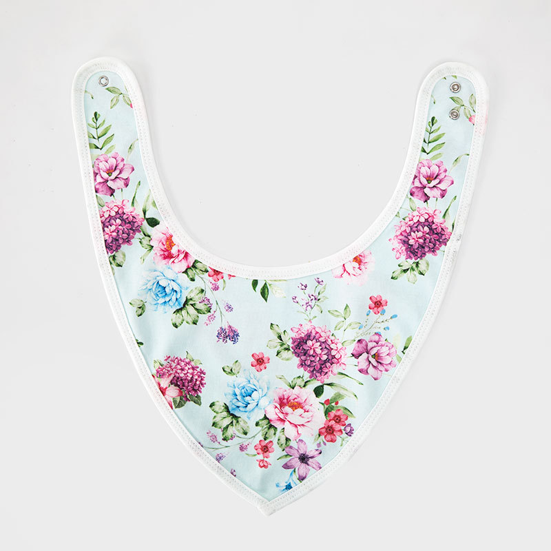 Baby toallas de saliva baby toallas triangulares tipo buckle delantal primavera y otoño a prueba de viento calor doble capa transfronteriza Amazon al por mayor