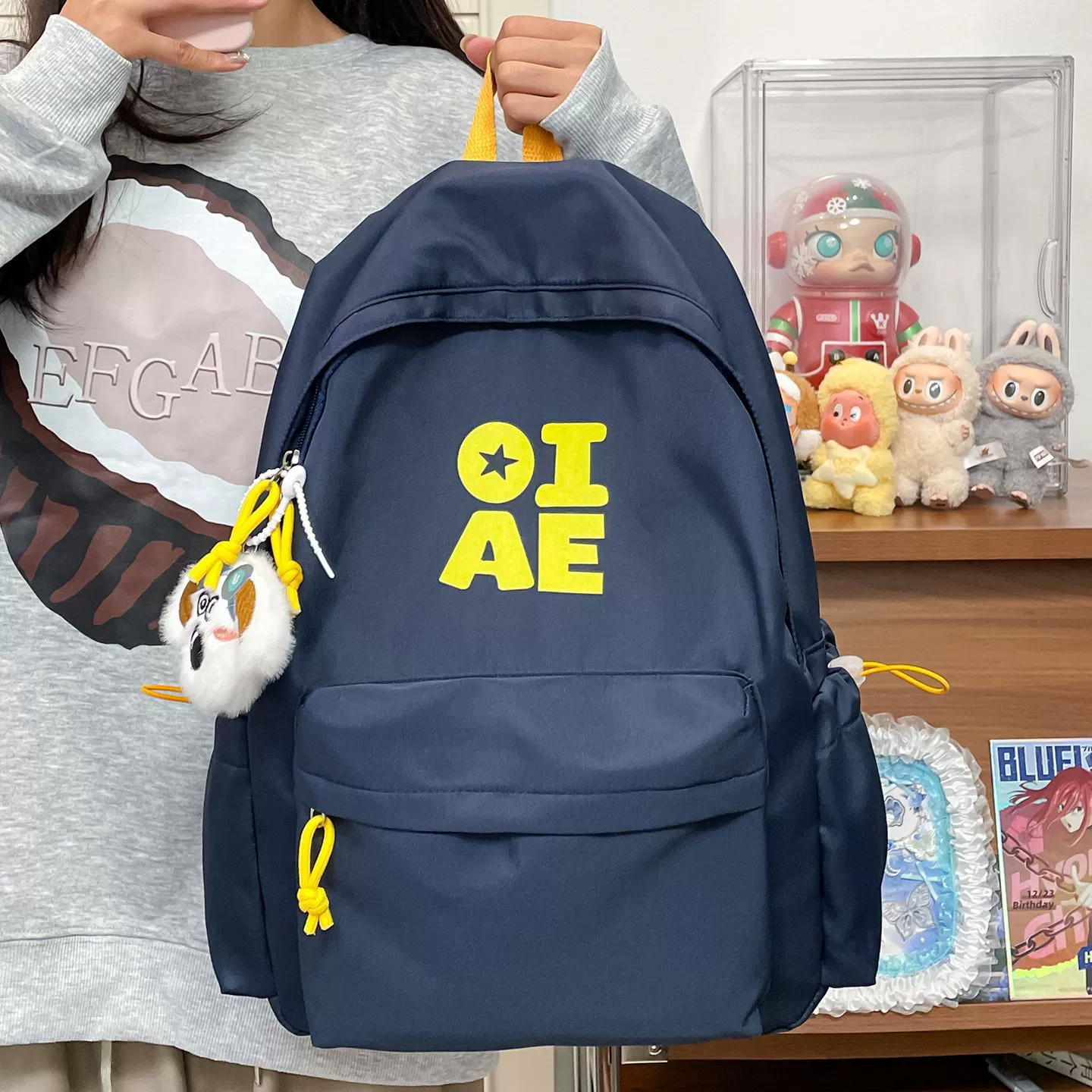 Retro backpack, capacious shoulder bag, American style