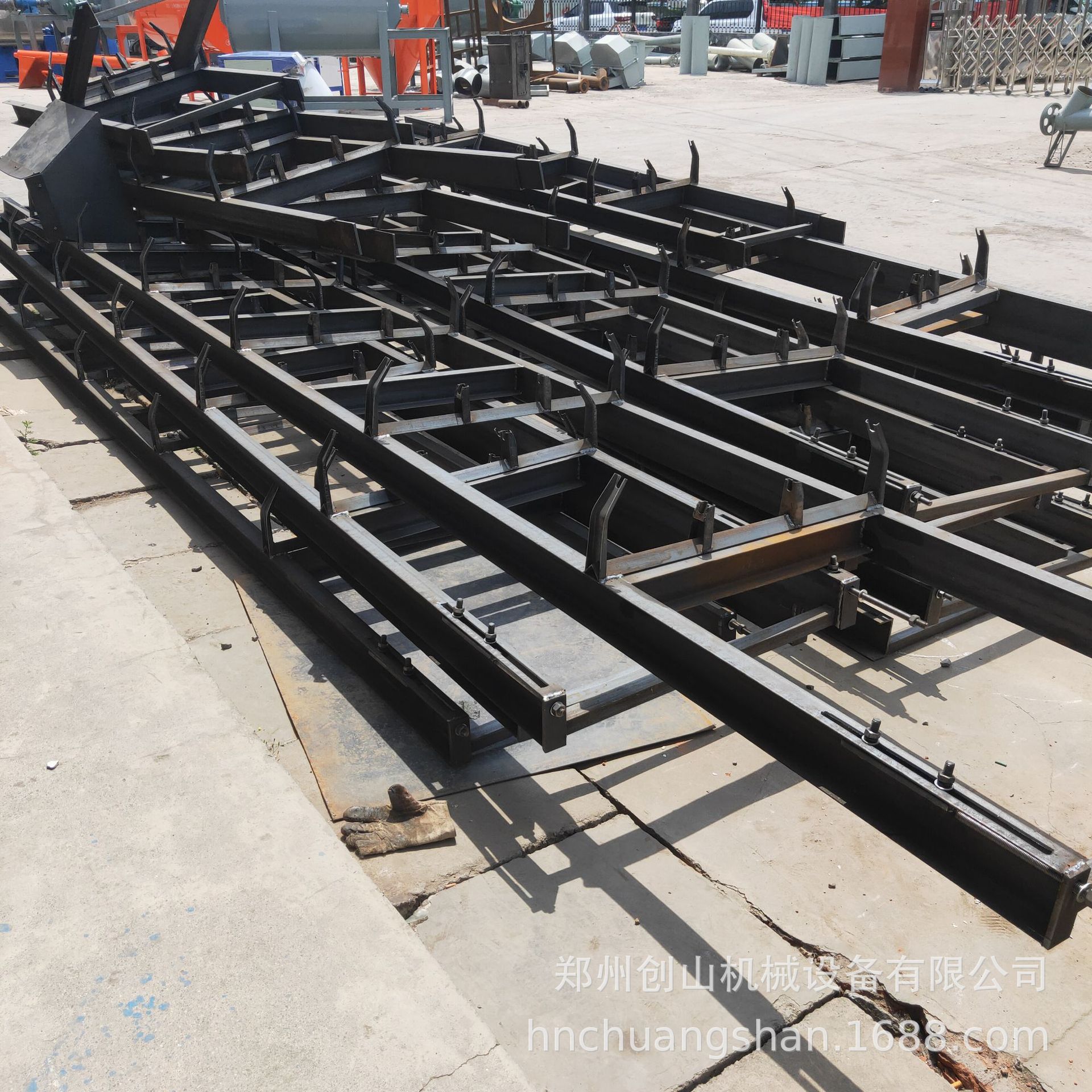 供应输送机 石子输送机 沙子 输送机   胶带输送机   移动输送机