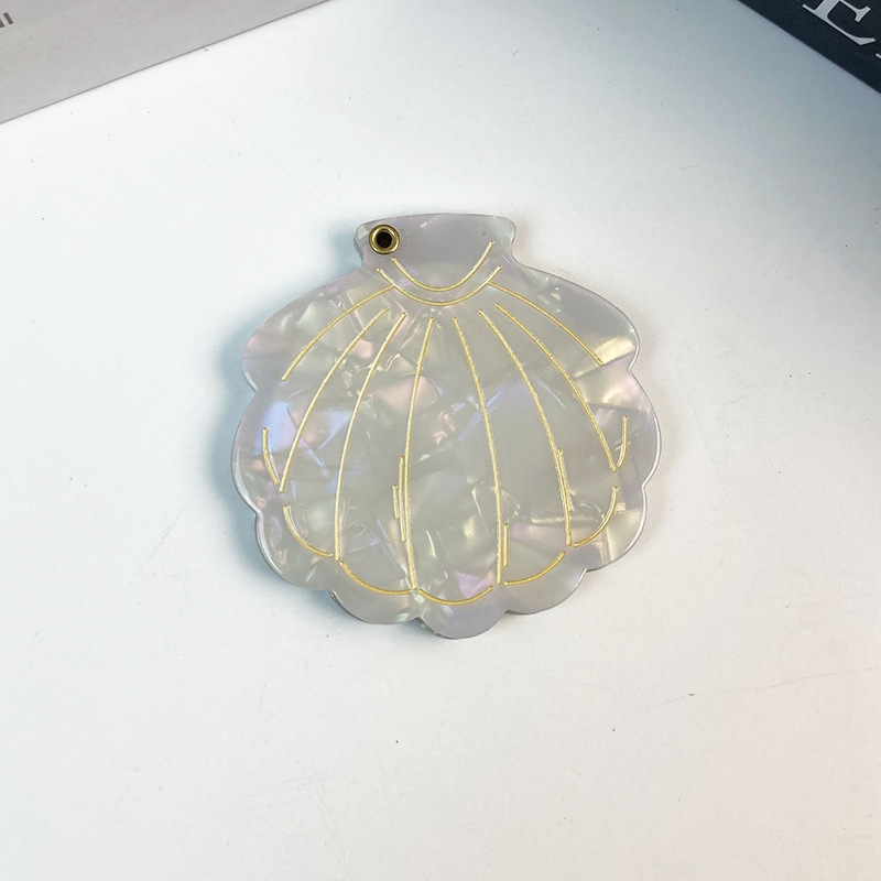 多機能の鏡はひっくり返します。|undefined