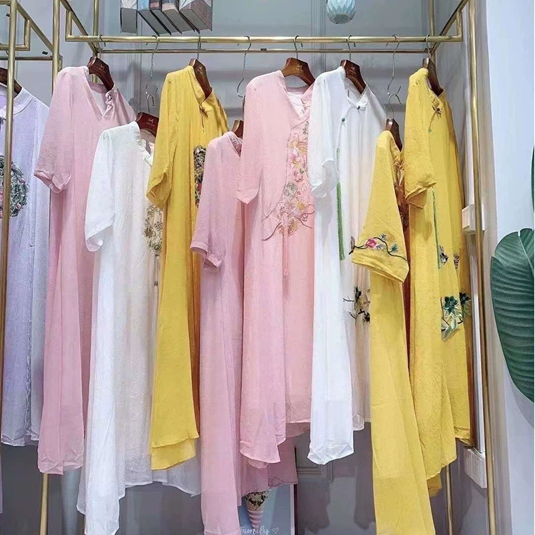 2023 Летняя длинная китайская вышивка в стиле свободная одежда женская марка скидка оптовая продажа товаров из первых рук