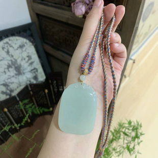 Hotan Jade Qingshui is safe and sound. The jade color is elegant, the jade quality is exquisite, and the brand type is atmospheric.