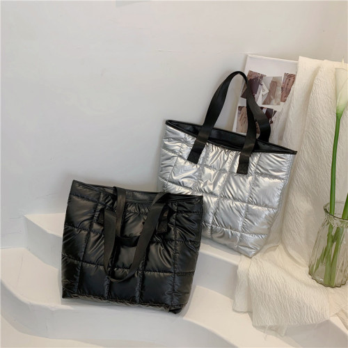 Korean style lightweight large bag women's fashionable cotton tote bag  new large capacity shoulder bag commuter bag