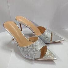 �ļ�Ů�^������ˮ荸߸���Ь��ȹ�Ӽ��^һ�ָ߸�Ь�⴩�Ըв����_