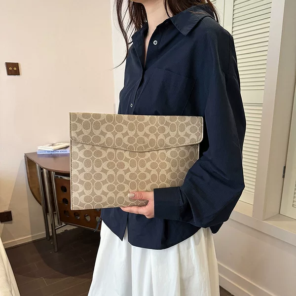 2026 New High-End Vintage Fashion Handheld Tablet Storage Bag