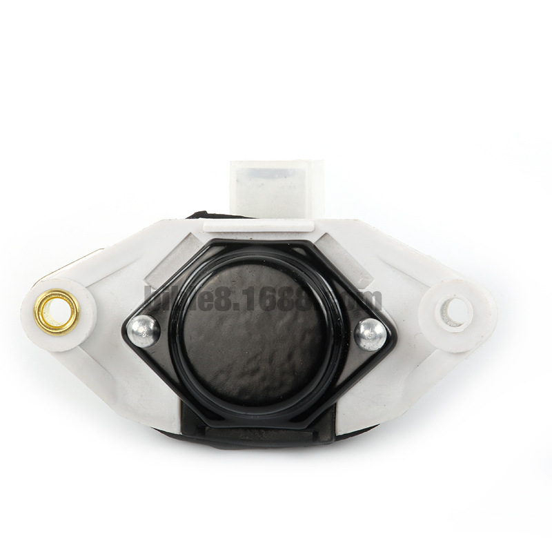 Automobile generator electronic regulator IB360-IB362 truck agricultural tricycle universal regulator