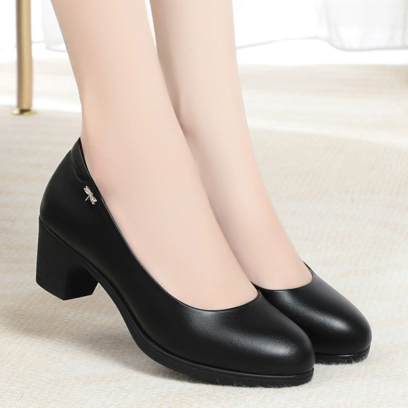 Взрывная простая кожаная обувь с легким ртом удобная липучка повседневная одноцветная женская обувь мягкая подошва мягкая обувь матери