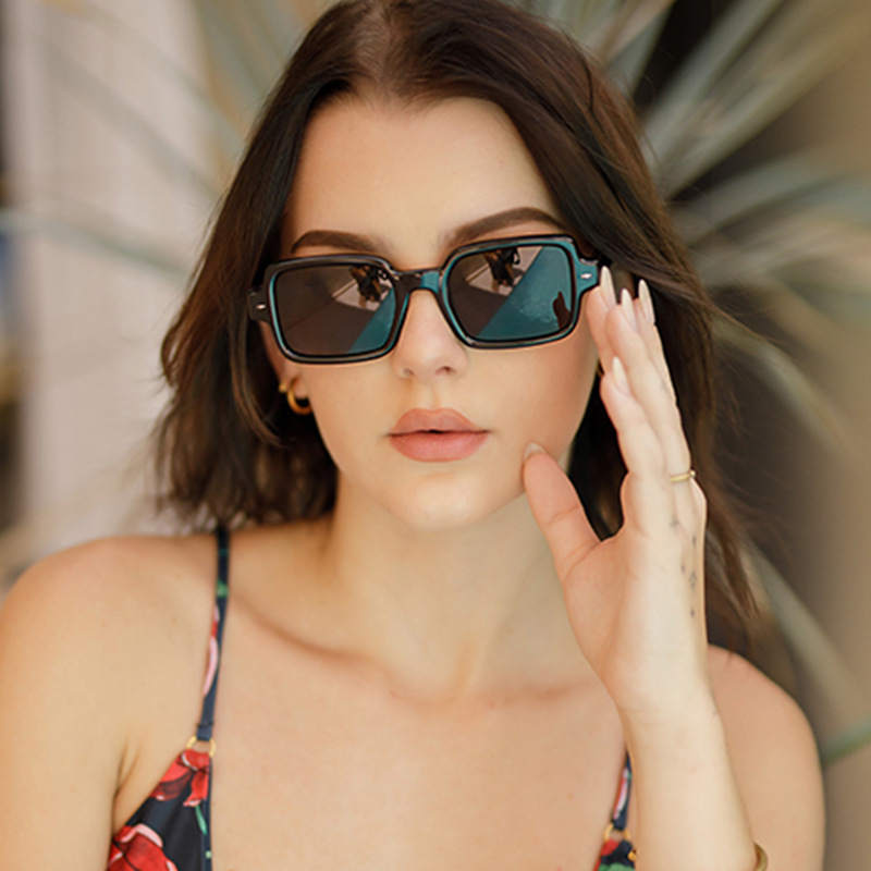 Style IG Rétro Géométrique Ca Carré Plein Cadre Femmes De Lunettes De Soleil display picture 5