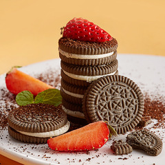 批發前台招待節日零食品獨立包裝散裝376g草莓檸檬味夾心小黑餅乾