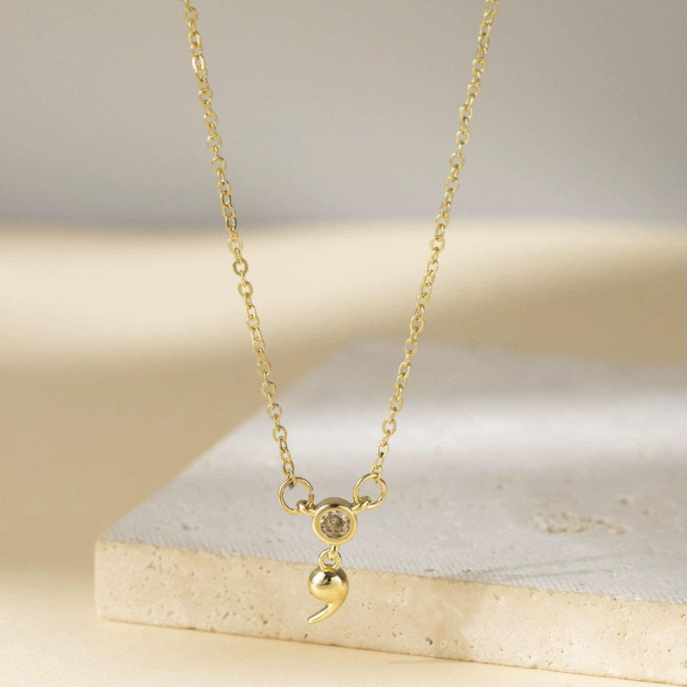 Трансграничные горячие продажи Мода медная инкрустированная циркон запятая колье ожерелье Европа и США минималистский дикий циркон запятая женская цепочка ключицы