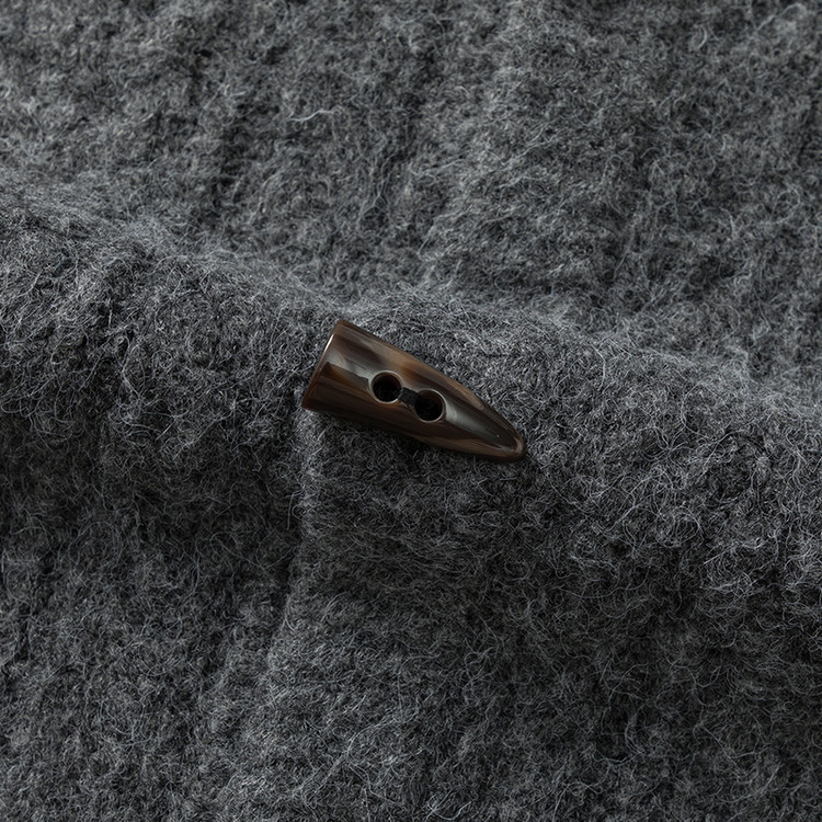 Suéter de torsión otoño y invierno nuevo engrosado retro diamante comercio exterior moda hebilla de cuerno de buey cuello redondo suelto jersey de punto