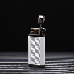 A disposable sandalwood cigar lighter, windproof metal classic cigarette lighter, suitable for gifting, customizable, wholesale.