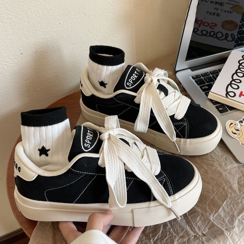 Retro Red Sneakers for Women 2025 Spring and Autum New Niche Thick-Soled Casual Shoes Versatile Sports Canvas Shoes Retro Red Sneakers for Women 2025 Spring and Autum New Niche Thick-Soled Casual Shoes Versatile Sports Canvas Shoes