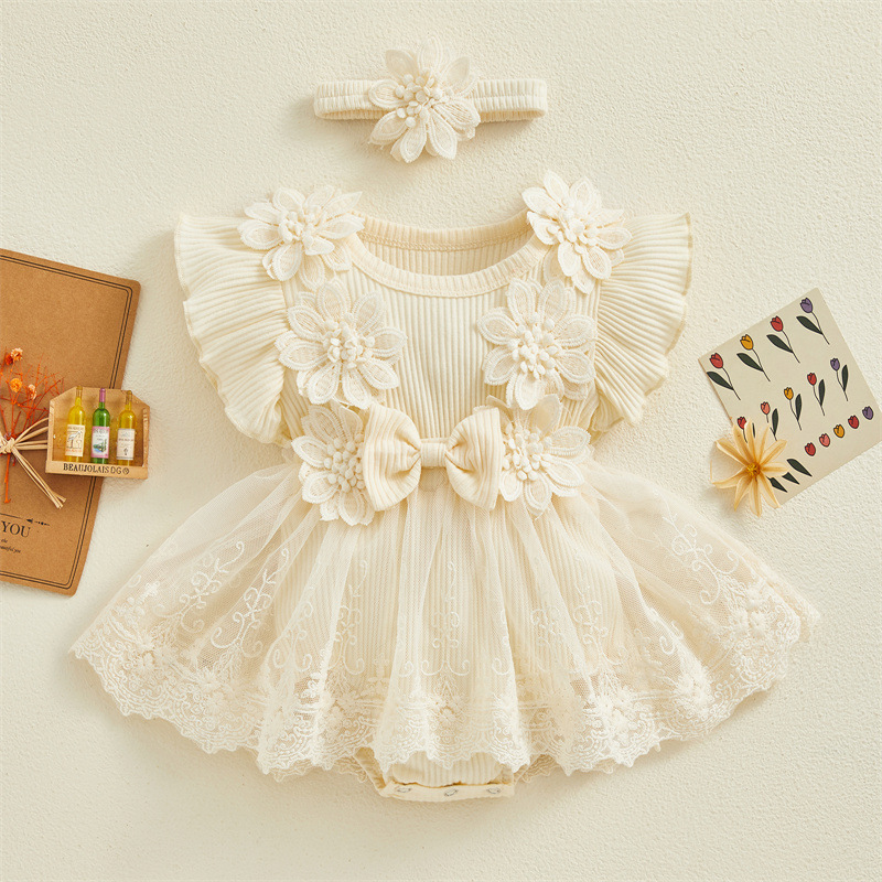 Cute lace bodysuit for new born