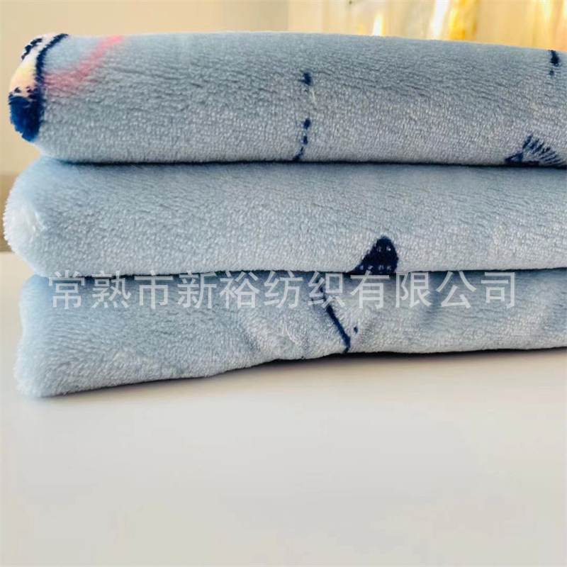 2021新款双面卡通法兰绒印花兔头图案睡衣面料秋冬季儿童家居服布