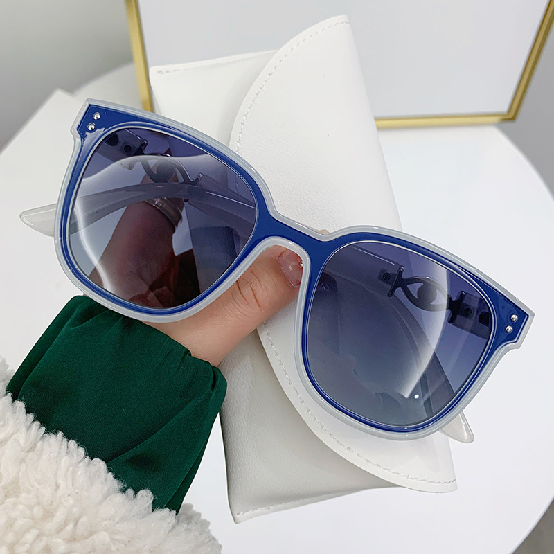 TR7563 en stock nuevas gafas de sol polarizadas de moda de las mujeres marco grande cara redonda gafas de sol TikTok Live sunglasses