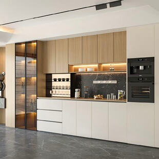 ���Sֱ�N�߶ˌ�ľ���e���p���_��ʽ�����������ռ{����߅��