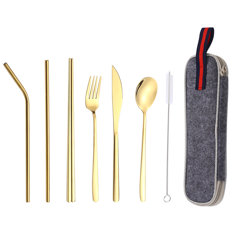 Amazon popular 304 Acero inoxidable paja vajilla traje coreano cuchillo de comida occidental, tenedor y cuchara de paja portátil conjunto de 7 piezas