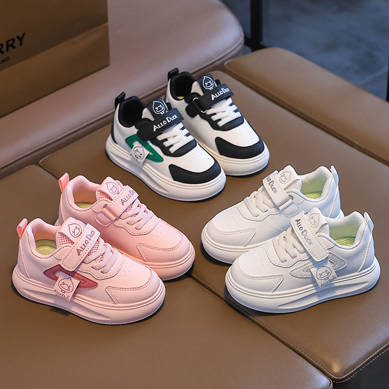 Little Yellow Duck's New Sports Shoes for Kidsren in Winter, Waterproof Leather for Boys and Girls, Fleece-Lined to Heattech, Small and Medium-Sized Kidsren's Running Shoes, Trendy