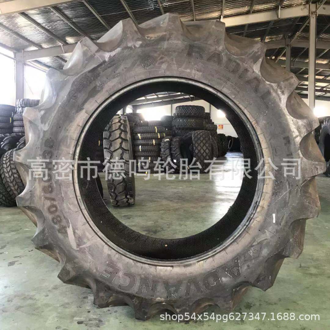 Patrón de espiga de neumático radial agrícola 480/80R38 neumático de tractor 18.4R38