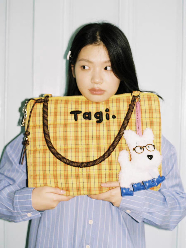 Tagi.编织小枕头刺绣手提日常休闲单肩防摔防震电脑包笔记本包|undefined